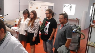 Miguel Benaijes junto a su familia